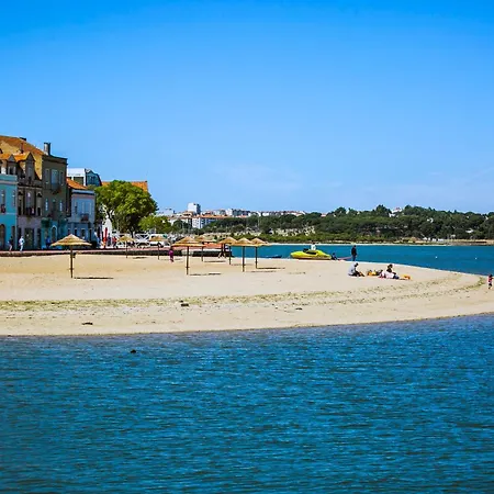 Mari Li Hotel Amora